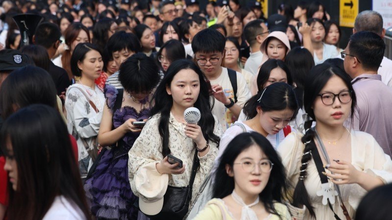壹快评|收割粉丝红利,别让安全“碎了一地”